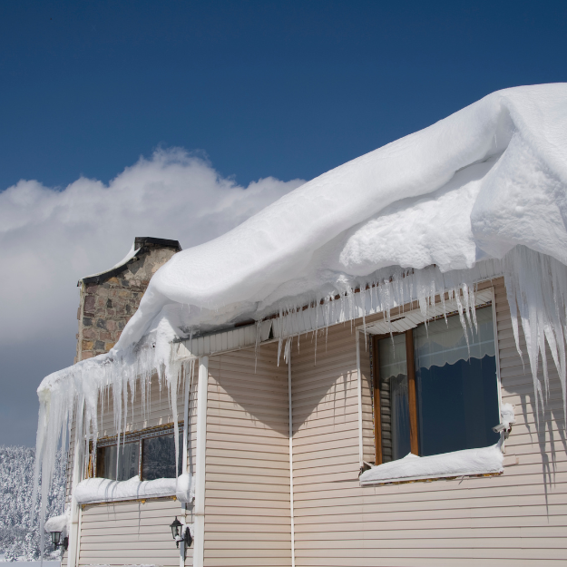 Ice Dams in Winnipeg: What They Are, Why They Happen, and How to Prevent Them